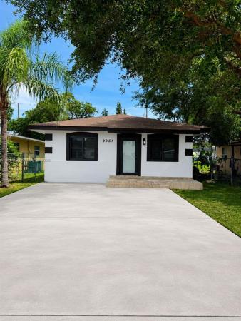 2951 NW 57th St, Unincorporated Dade County, Florida 33142, image 1