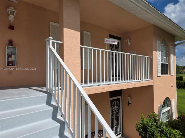 575 Augusta Blvd #8, Naples, Florida 34113, image 1
