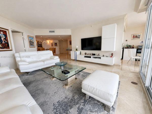 South Tower At The Point, 21055 NE 37th Ave #2403, Aventura, Florida 33180, image 3