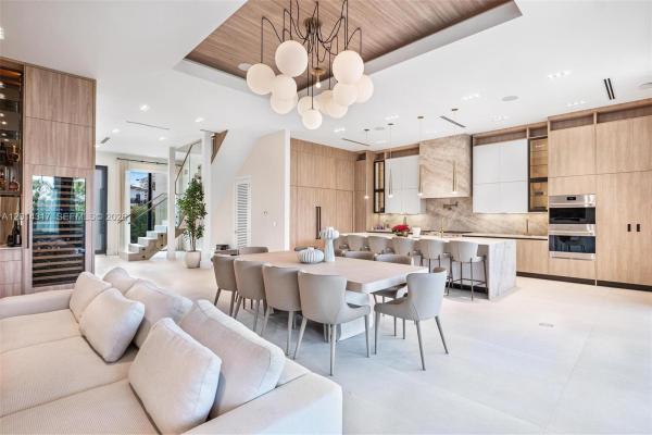 Altos Del Mar, 500 93rd St, Surfside, Florida 33154, image 1