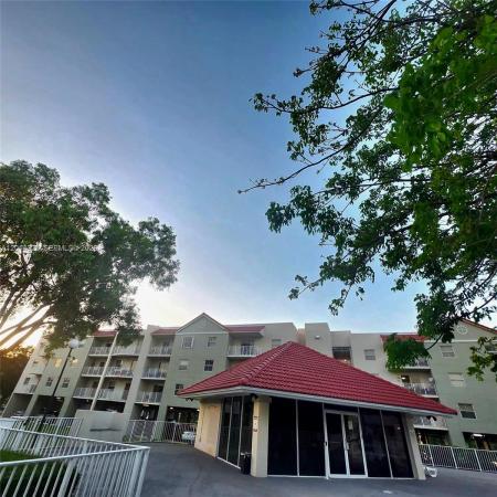 Saga Bay Gardens, 8200 SW 210th St #103, Cutler Bay, Florida 33189, image 2