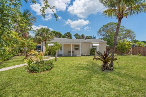 Blue Heron Park, 376 W 14th St, Riviera Beach, Florida 33404, image 3