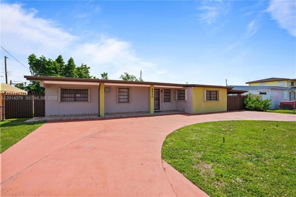9930 SW 40th Ter, Unincorporated Dade County, Florida 33165, image 3