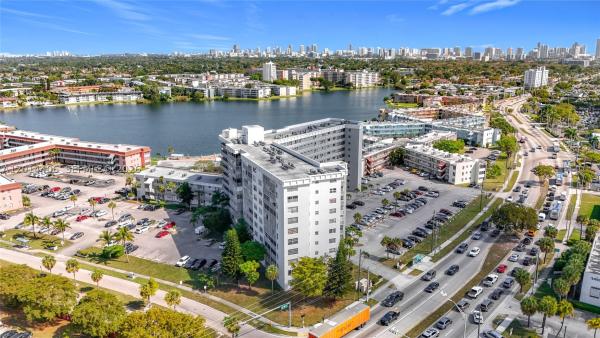 1401 NE Miami Gardens Dr #286, Unincorporated Dade County, Florida 33179, image 1