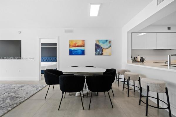 Parque Towers, 300 Sunny Isles Blvd #4-1603, Sunny Isles Beach, Florida 33160, image 1