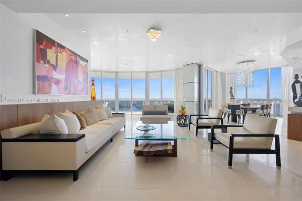 Trump Royale, 18201 Collins Ave #4901, Sunny Isles Beach, Florida 33160, image 2