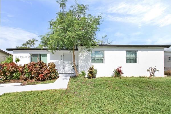 22114 SW 113th Pl, Unincorporated Dade County, Florida 33170, image 1