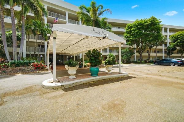 Palm-Aire Country Club 9, 821 Cypress Blvd #307, Pompano Beach, Florida 33069, image 1