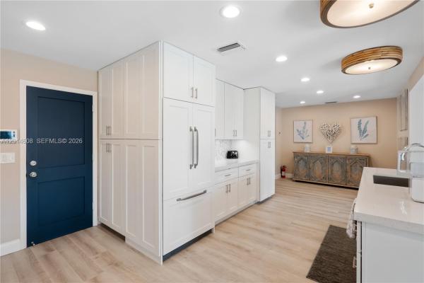 Hollywood Lakes, 1240 Pierce St #1240, Hollywood, Florida 33019, image 1