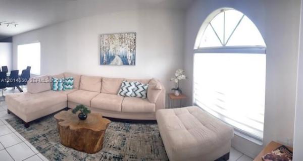 16654 SW 103rd Ln, Unincorporated Dade County, Florida 33196, image 2