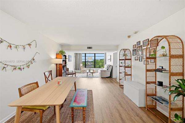 Whitehall, 3640 Whitehall Dr #406, West Palm Beach, Florida 33401, image 1