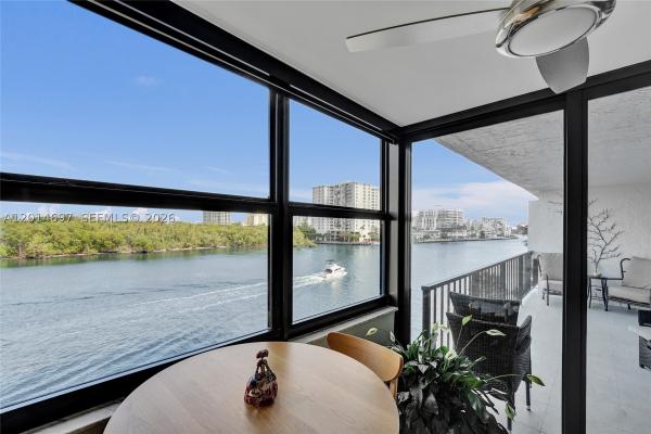Corinthian On The Intracoastal, 936 Intracoastal Dr #4F, Fort Lauderdale, Florida 33304, image 3