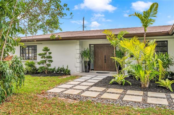 Mirror Lake Estates, 1111 NW 70th Ter, Plantation, Florida 33313, image 1
