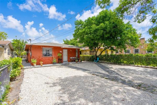 New Haven, 2385 NW 32nd St, Miami, Florida 33142, image 1