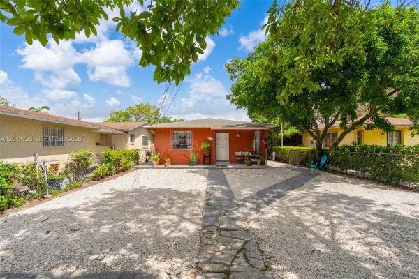 New Haven, 2385 NW 32nd St, Miami, Florida 33142, image 2