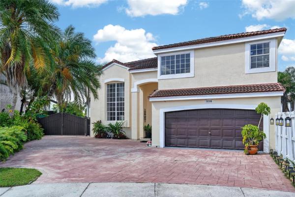 15500 SW 99th Ln, Unincorporated Dade County, Florida 33196, image 1