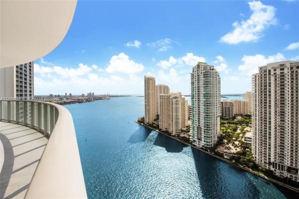 Met 1, 300 S Biscayne Blvd #T-3010, Miami, Florida 33131, image 1