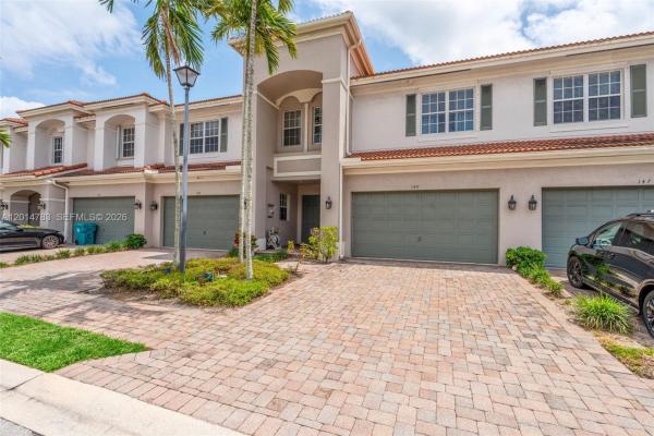 Carriage Pointe Townhomes, 148 Nottingham Pl, Boynton Beach, Florida 33426, image 1