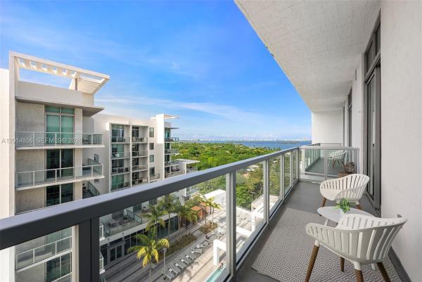 Quadro, 3900 Biscayne Blvd #S-1220, Miami, Florida 33137, image 1