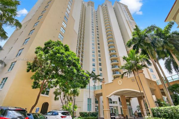 Aventura Marina 2, 3330 NE 190th St #1817, Aventura, Florida 33180, image 1