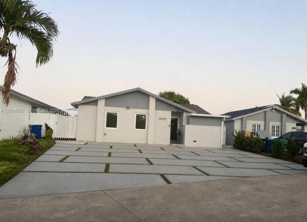19527 NW 50th Ct, Miami Gardens, Florida 33055, image 3