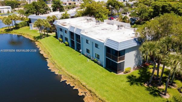 Weston Gardens, 16561 Blatt Blvd #201, Weston, Florida 33326, image 2