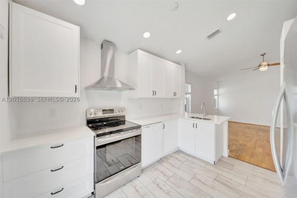 Savannah Falls, 941 Briar Ridge Rd, Weston, Florida 33327, image 1