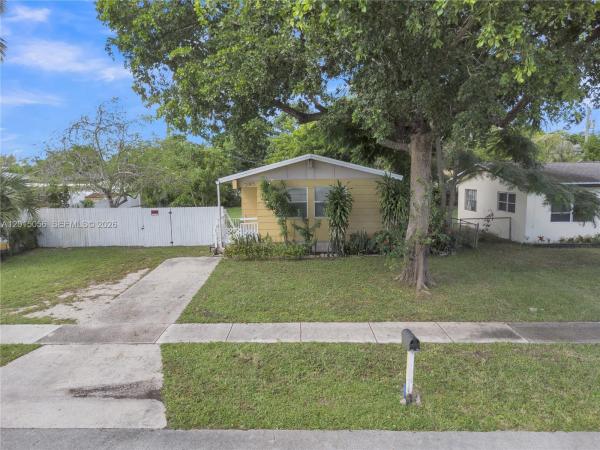 Hillmont Middle River Vista, 2005 NW 11th Ave, Fort Lauderdale, Florida 33311, image 2
