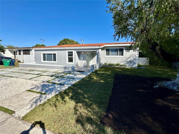 1811 SW 83rd Ave, Unincorporated Dade County, Florida 33155, image 1