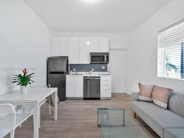 Anni Venti, 820 15th St #202, Miami Beach, Florida 33139, image 2