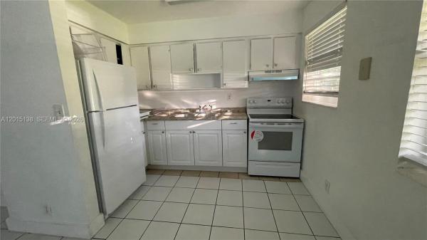 Sunshine Villas, 5200 NW 16th St, Lauderhill, Florida 33313, image 1