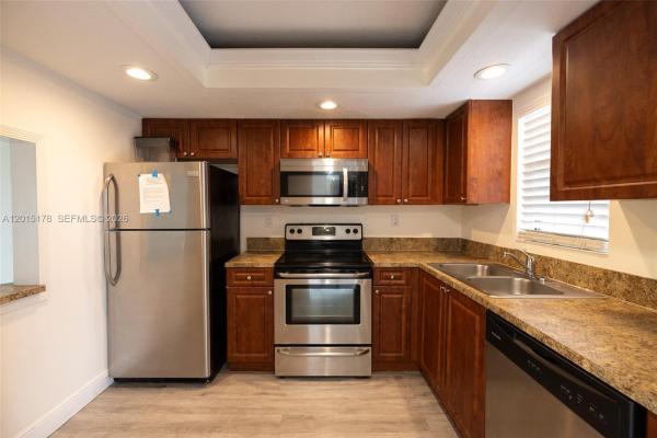 Isle Of Boca Dunes, 9235 SW 8th St #403, Boca Raton, Florida 33428, image 1
