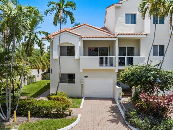 Marina Cove At Harbor Village, 21399 Marina Cove Cir #11, Aventura, Florida 33180, image 1