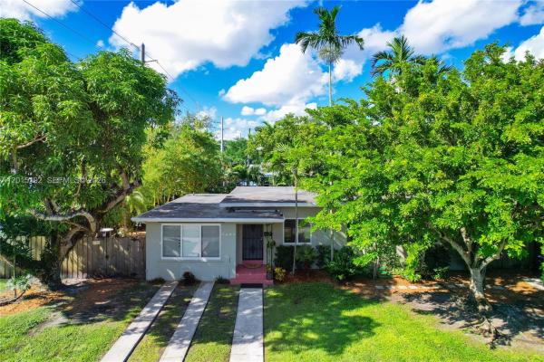 6141 SW 47th St, Unincorporated Dade County, Florida 33155, image 1