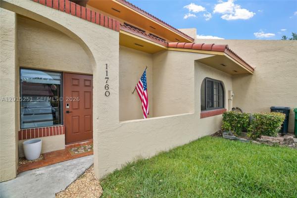 11760 SW 103rd Ln, Unincorporated Dade County, Florida 33186, image 2