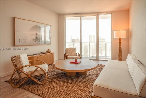 275 SW 6th St #5308, Miami, Florida 33130, image 1