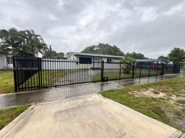 Bankers, 3221 NW 182nd St, Miami Gardens, Florida 33056, image 1