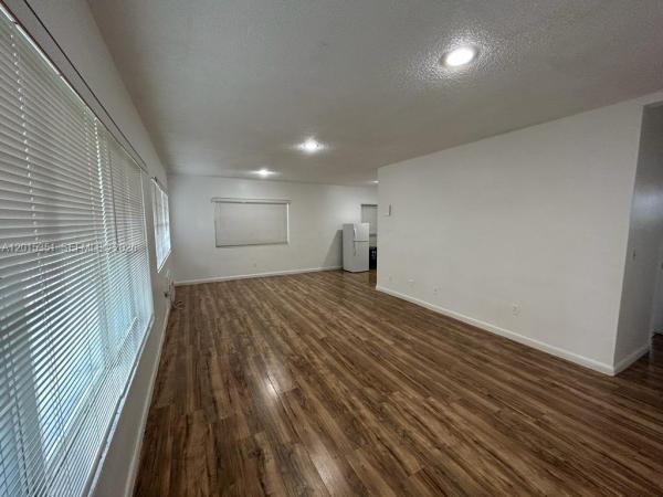 Belle Isle, 7920 East Dr #14, North Bay Village, Florida 33141, image 2