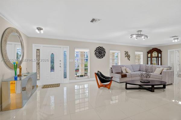 9261 SW 88th Ter, Unincorporated Dade County, Florida 33176, image 1