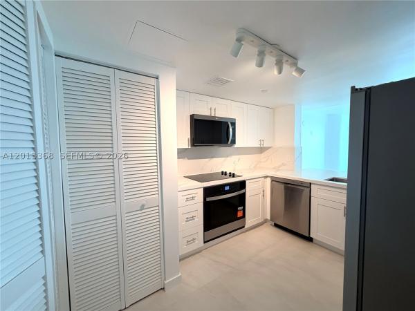 Skyline On Brickell, 2101 Brickell Ave #2301, Miami, Florida 33129, image 1