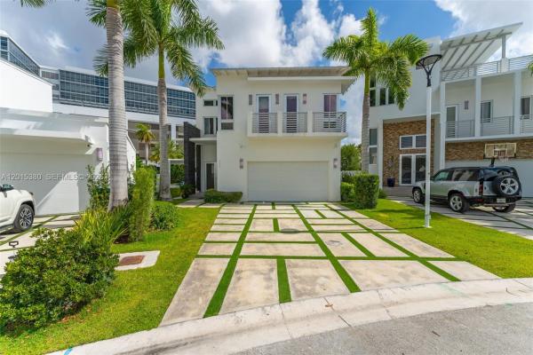 Oasis Park Square At Doral, 8221 NW 34th Dr, Doral, Florida 33122, image 1