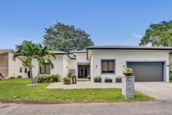 Shady Ridge Estates, 3909 SW 54th Ct, Dania Beach, Florida 33312, image 1