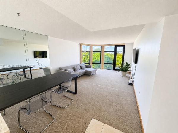Bonavista, 3375 N Country Club Dr #407, Aventura, Florida 33180, image 1