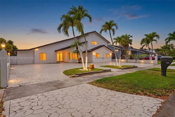 10934 SW 137th Ct, Unincorporated Dade County, Florida 33186, image 1