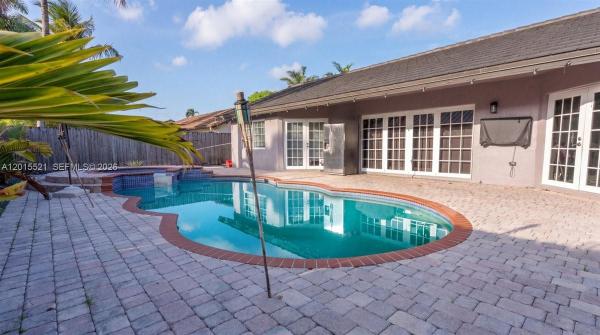 16540 SW 145th Ct, Unincorporated Dade County, Florida 33177, image 1