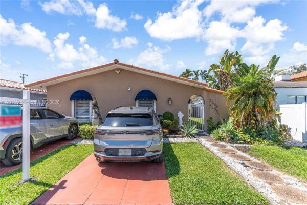 Auburndale Tamiami Trail, 3270 SW 7th St, Miami, Florida 33135, image 3