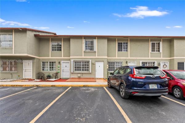 Oasis En Mango Hill, 4079 W 9th Ln #74, Hialeah, Florida 33012, image 1
