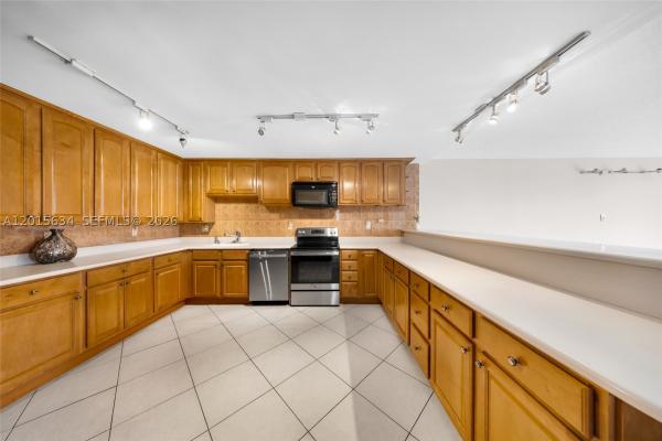 The Olympus Towers, 600 Three Islands Blvd #212, Hallandale Beach, Florida 33009, image 2