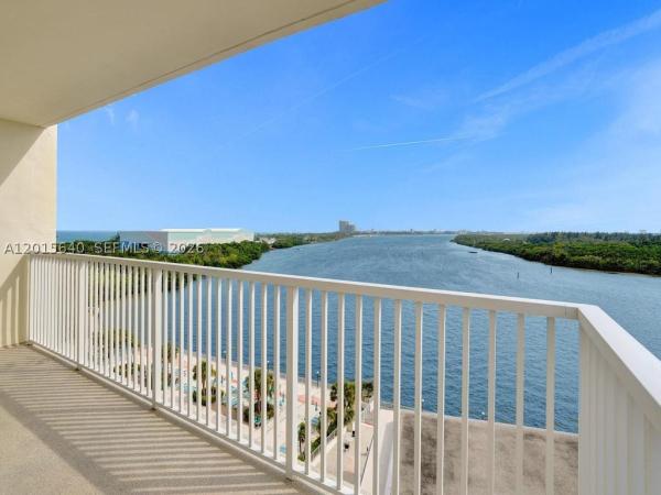 Arlen House Central, 300 Bayview Dr #906, Sunny Isles Beach, Florida 33160, image 3