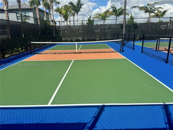 Oak Tree, 2162 Appleton Cir N, Oakland Park, Florida 33309, image 2